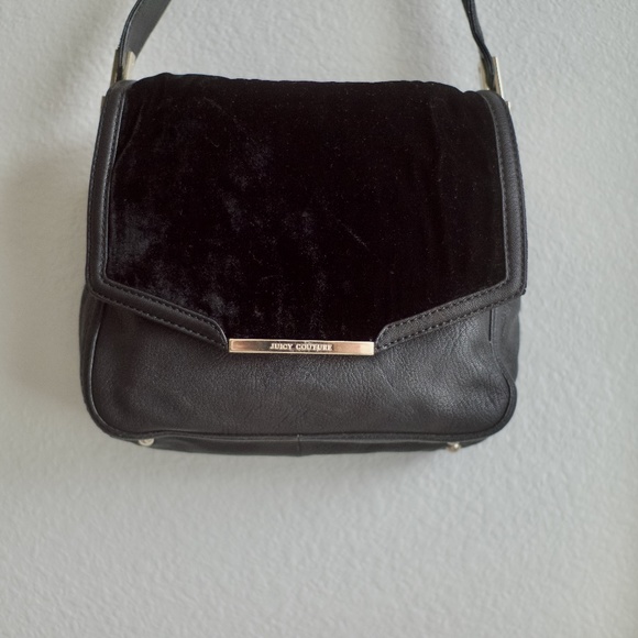 Juicy Couture Black Velour Faux Leather Handbag/Sachet YHRU3270 - Picture 6 of 16